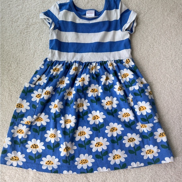 Hanna Andersson Other - Blue Daisy Print Girls' Dress - Short Sleeve